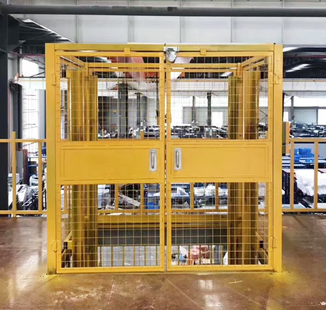 石狮智能导轨式升降机亮相